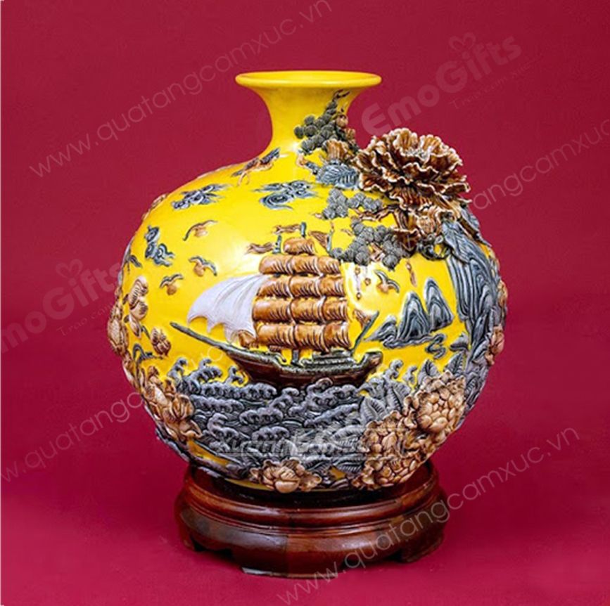 Bình hút lộc đắp nổi họa tiết